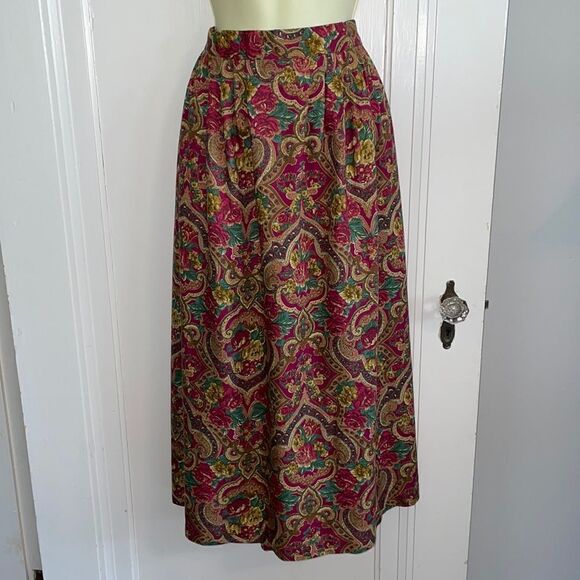 Vintage Dresses & Skirts - Vtg Liz & Me maroon & green floral paisley full skirt